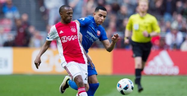 'Ajax krijgt aanbieding binnen en hoort van interesse in verguisde middenvelder' Afbeelding: 'Ajax krijgt aanbieding binnen en hoort van interesse in verguisde middenvelder'
