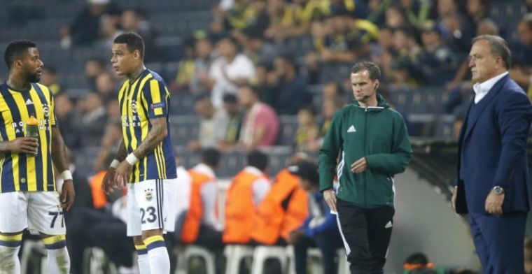 'Van der Wiel heeft transfer bijna te pakken: opvallende move rechtsback'