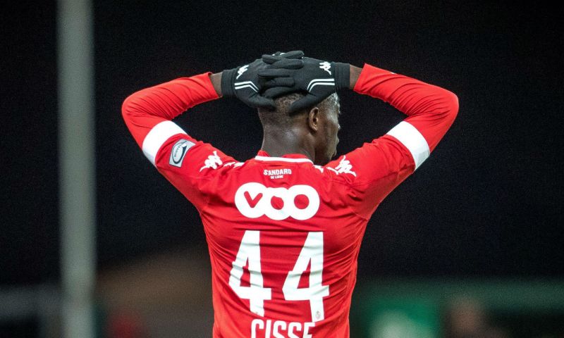 'Fulham duwt door voor Standard-middenvelder met nieuw bod' Afbeelding: 'Fulham duwt door voor Standard-middenvelder met nieuw bod'
