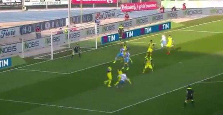 GOAL: Bankzitter Mertens ziet concurrent wondermooi doelpunt scoren