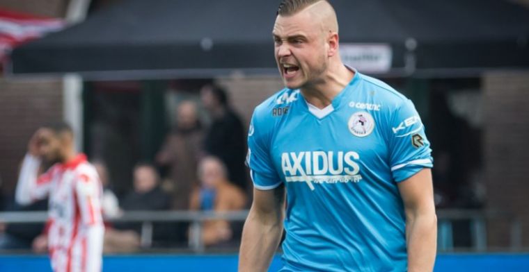 Bizarre slotfase bij Sparta - Feyenoord: Het is gewoon een overtreding