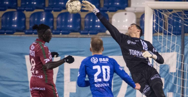 Voormalig doelman van Club Brugge breekt arm, verdediger neemt over
