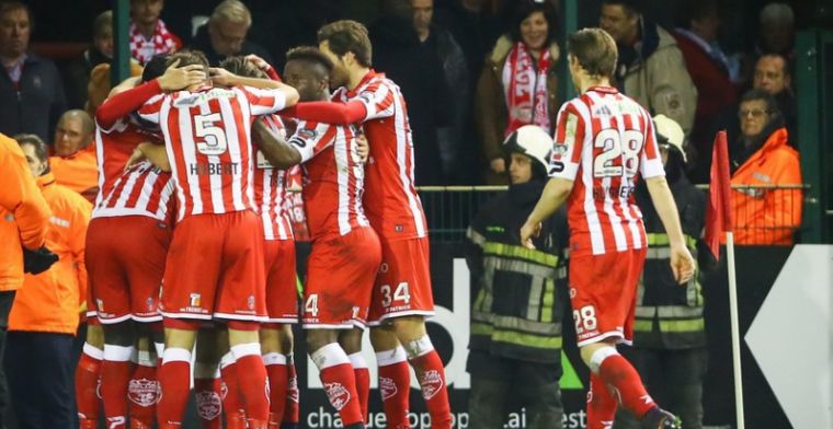 Supporters Moeskroen dagen Westerlo uit: Hier, een doosje zakdoeken