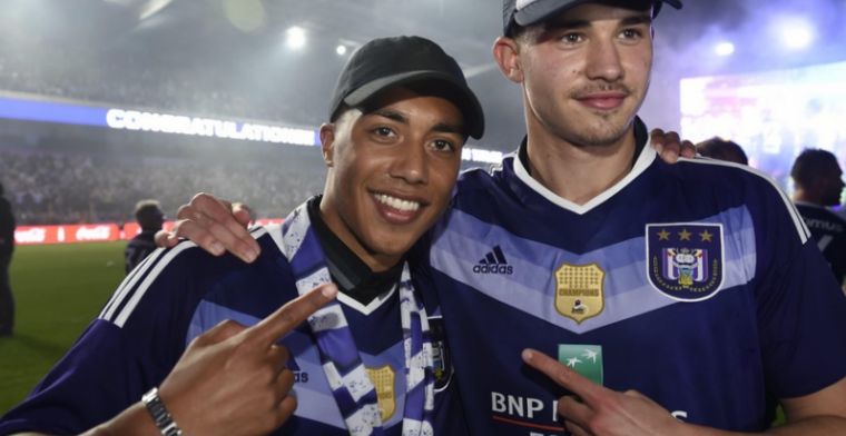 Dendoncker laat zich uit over toekomst, Anderlecht, of toch het buitenland?