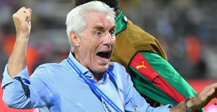 Hugo Broos begint de Confederations Cup met late nederlaag tegen Chili