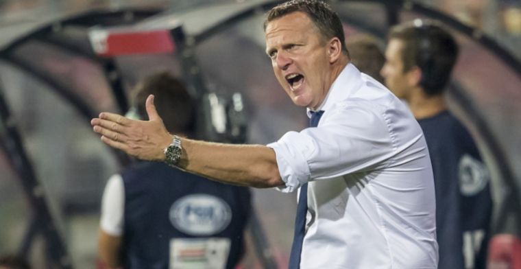Van den Brom: 'Nee, hij komt niet. Ik heb de geruchten lezen, maar niet besproken'