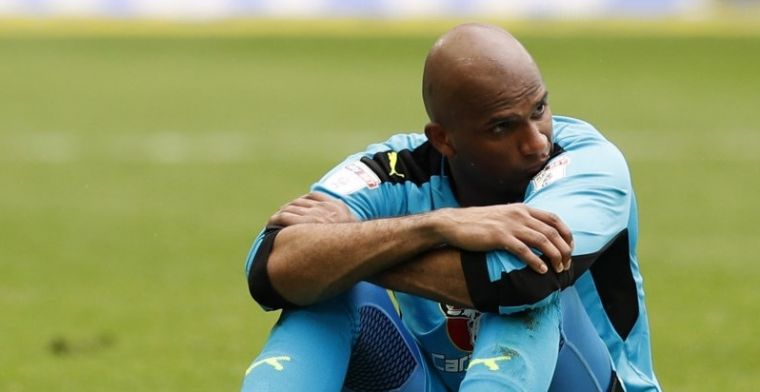 Gevoelige tik voor Stam en Reading: Speler van het Jaar neemt afscheid