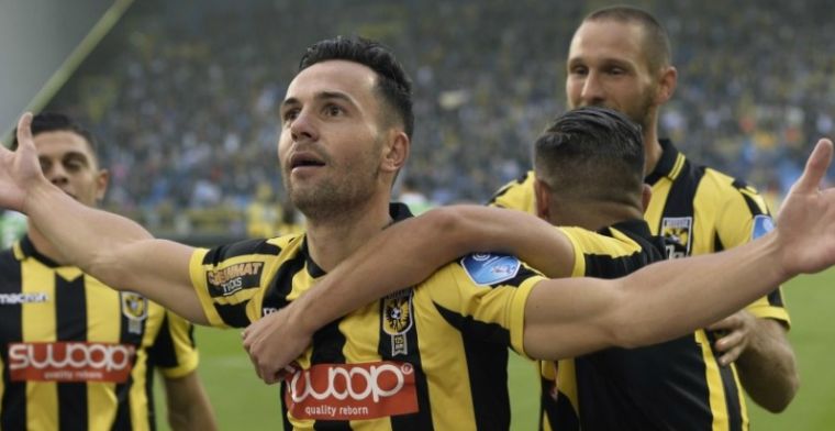 Vitesse blaast promovendus NAC van het veld en is na een half uur klaar