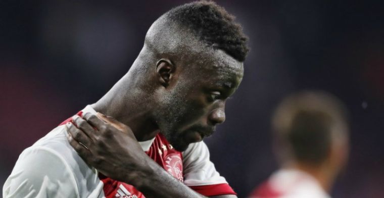 Miljoenenbod op Ajacied Sánchez 'niet toevallig': 'Overmars zei dat in Oostenrijk'