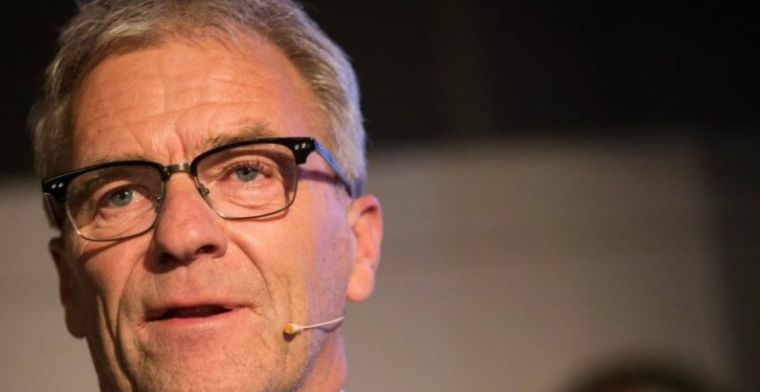 Gudde vecht tegen kunstgras: 'Je kunt 27 spelers halen of een goed veld aanleggen'