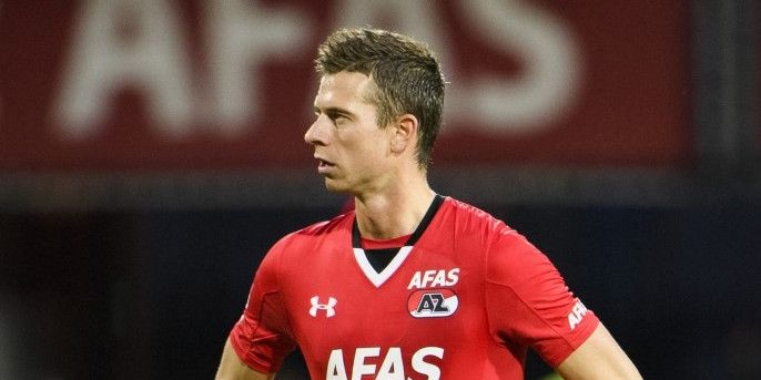 Eredivisionist huurt mislukte Mühren voor twee jaar: Gewenste versterking