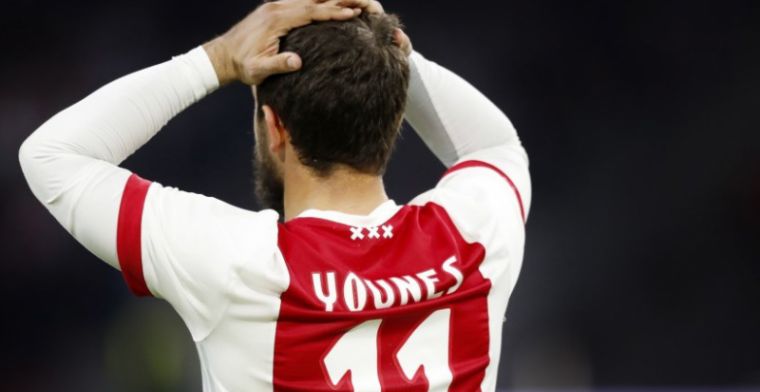 Younes is het niet eens met teamgenoten: 'Zij doen dat wel, maar ik niet'