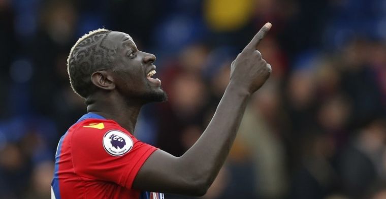 'Ploeg van Benteke weigert op te geven en biedt 28 miljoen op Liverpool-speler'