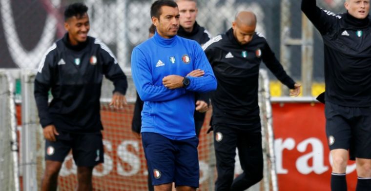Van Bronckhorst bevestigt afwezigheid van duo: Een gemis voor mij en de club