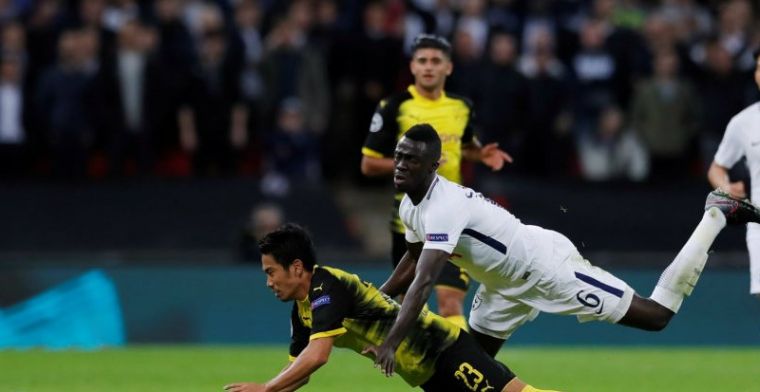 Spurs-fans door het dolle heen met Sánchez: 'Hij vernietigde Aubameyang volledig'