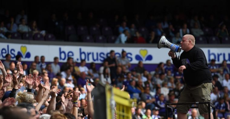 Anderlecht in zwaar weer, maar supporters zorgen voor opsteker