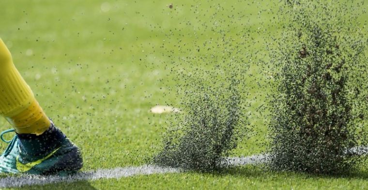 'Kunstgrasrevolutie gaat Feyenoord, Ajax en PSV tien miljoen euro kosten'