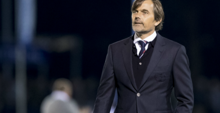 Cocu hint naar nieuwe rol voor Maher: 'Als hij paar jaar in de benen heeft'