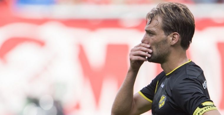 FC Utrecht krijgt genadeloos pak slaag: 'We geven het cadeau aan PSV