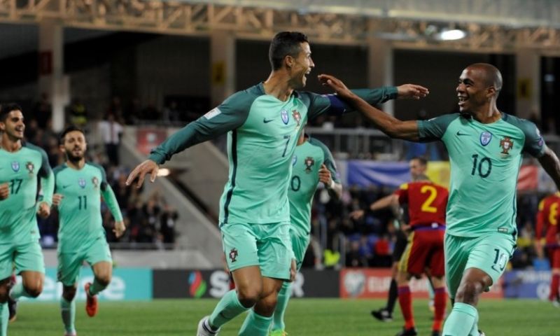 Foutloos Zwitserland nog stééds niet zeker van WK door doelpunt Ronaldo Afbeelding: Foutloos Zwitserland nog stééds niet zeker van WK door doelpunt Ronaldo