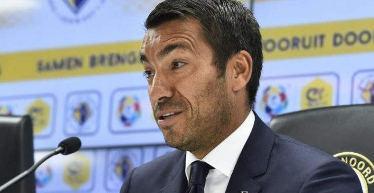 Van Bronckhorst heeft nieuws: Ik denk dat hij zondag niet beschikbaar is