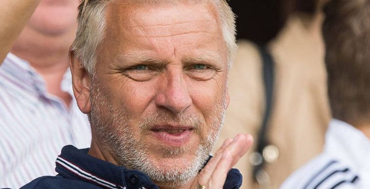 Multimiljonair Van Zweden: Lekker met die gasten mee om een behangetje te doen