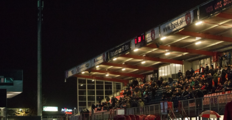 Opmerkelijk moment: spelers Oss en Jong PSV krijgen slechts één minuut rust