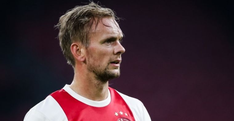 Ajax-bankzitter gaat in gesprek met Keizer: Dat moet ik wel echt gaan doen