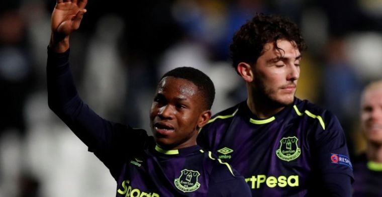 Klaassen speelt hele wedstrijd bij winnend Everton, Hateboer verslaat Memphis
