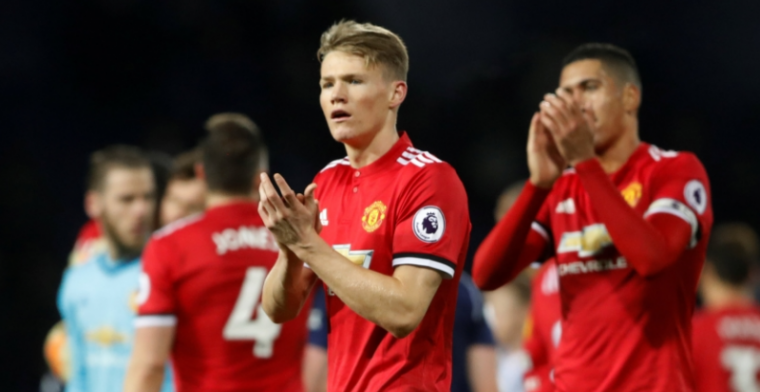 Manchester United slaagt in missie en brengt achterstand terug tot 11 punten