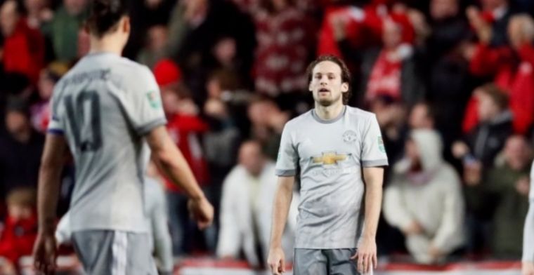Manchester United loopt tegen sensationele uitschakeling op, Chelsea ontsnapt