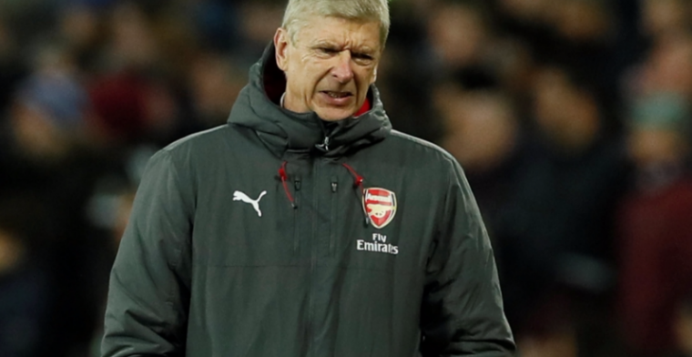 Bijdehante reactie na wangedrag Wenger: 'Hij zit zondag op de tribune. U ook?'