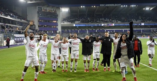 'Overbodige Standard-verdediger vindt onderdak bij deze club'