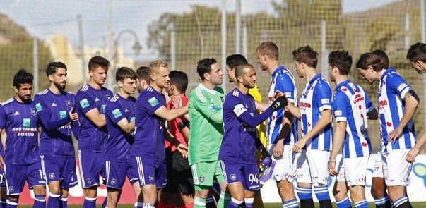 Anderlecht komt niet verder dan gelijkspel, oude bekende valt in bij Heerenveen