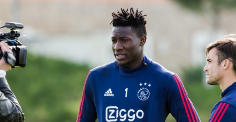 Onana dient als tolk voor Tagliafico: 'Hij zegt tegen me dat ik lelijk ben haha'