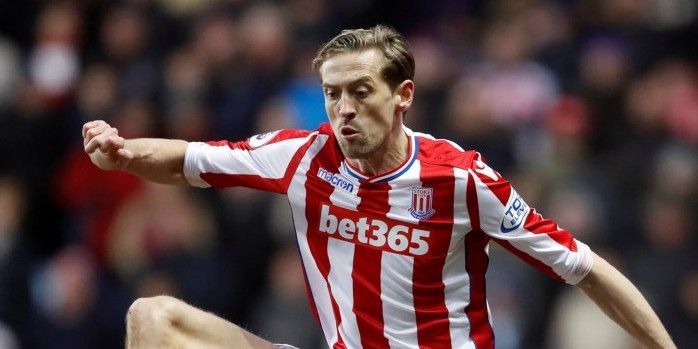 Krankzinnig nieuws in Engeland: Chelsea wil 36-jarige Crouch inlijven