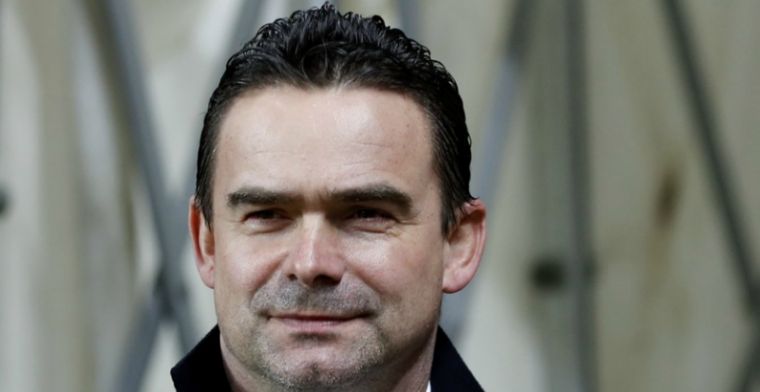 'Overmars slaat nieuwe slag en haalt 'ideale stand-in van Veltman' naar Ajax'