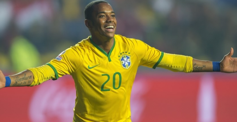 Update: Robinho rondt formaliteiten af: aanvaller officieel terug in Europa