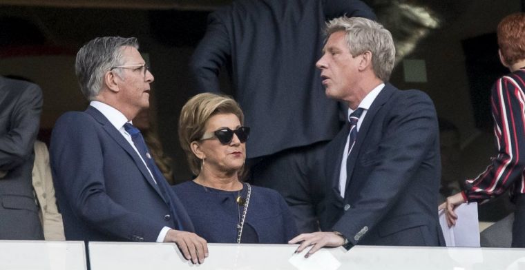 'PSV en Feyenoord strijden met Engelse clubs om handtekening Standard-talent'