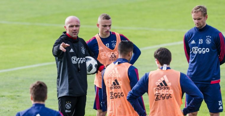 'Rotterdamse Ajacied': Wat moet een fan van Ajax nou met een Feyenoord-shirt?