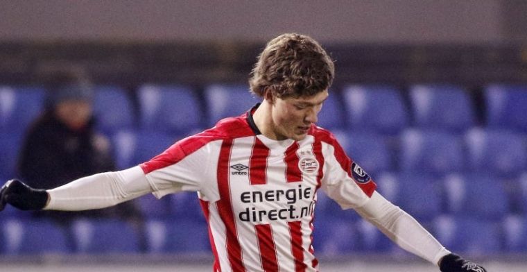PSV-talent maakt supergoal: 'Komen misschien kansen in eerste elftal'