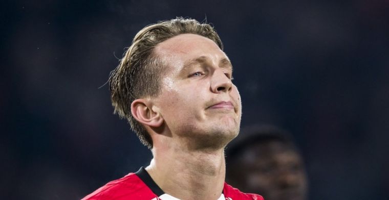 Balende De Jong: 'Dan zie je dat Huntelaar iets soortgelijks doet'