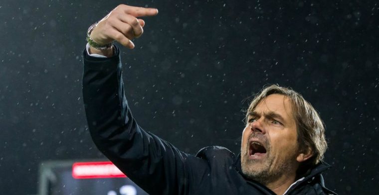 Cocu laat spelers alleen: Voor sommigen toch anders als de coaches erbij zijn