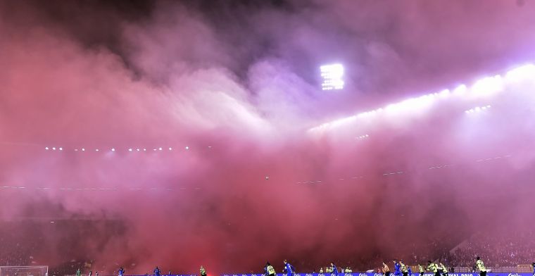 Bekerfinale één grote chaos: Fans moesten plassen in hun bierflesjes