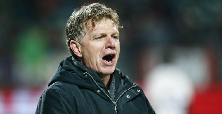 ADO-trainer baalt na benefietduel: Je ziet alles misgaan wat mis kan gaan
