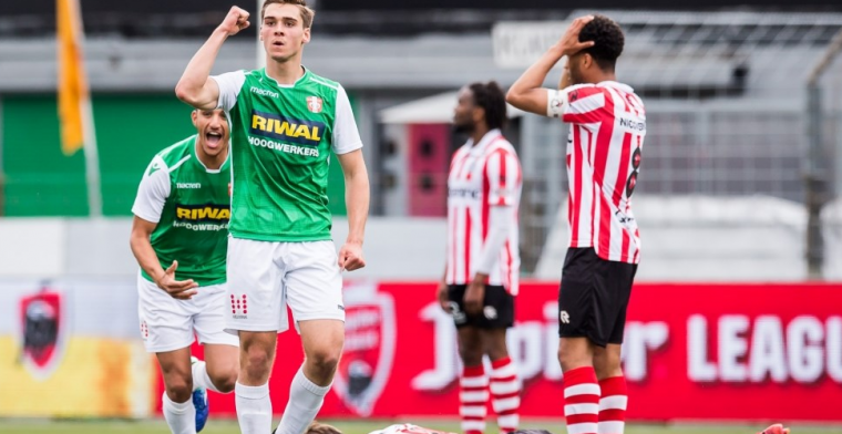 'Gefrustreerde' Spierings: Een beetje keeper neemt hem op z'n borst aan, toch?