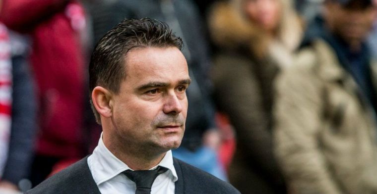 Overmars hoopt op oplossing voor Kluivert-conflict: 'Hij blijft een echte Ajacied'