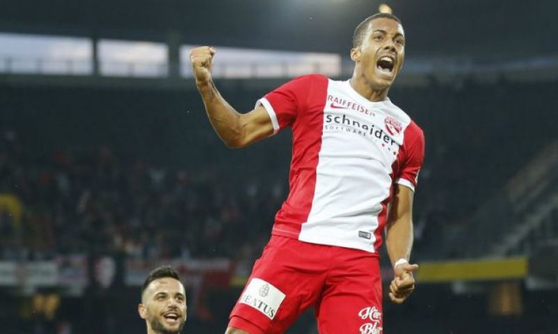 'Transferstrijd tussen Ajax en Feyenoord: maker van twaalf goals in beeld' Afbeelding: 'Transferstrijd tussen Ajax en Feyenoord: maker van twaalf goals in beeld'