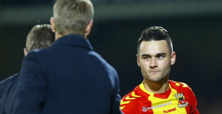 Transfervrije spits lonkt naar Eredivisie-rentree: 'Middenmoot kan ik zeker aan'