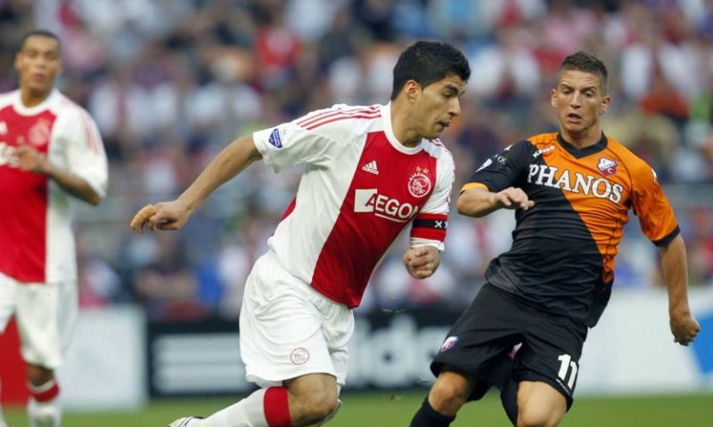 De Boer: 'Hij deed domme dingen, maar was een interessante speler voor Ajax'